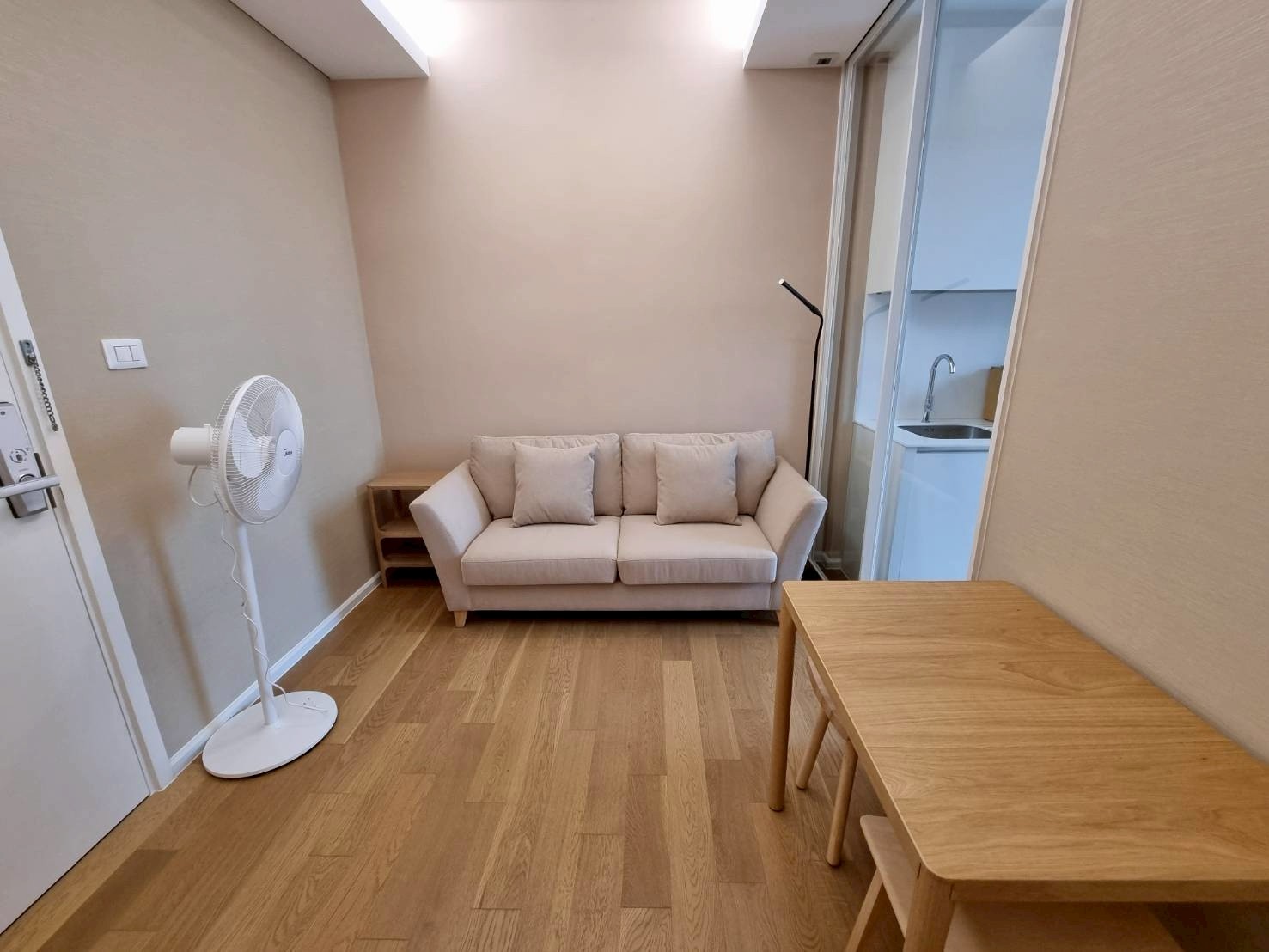 乍都节区 | The Saint Residences 公寓出租 1卧 30平米 15,000泰铢/月