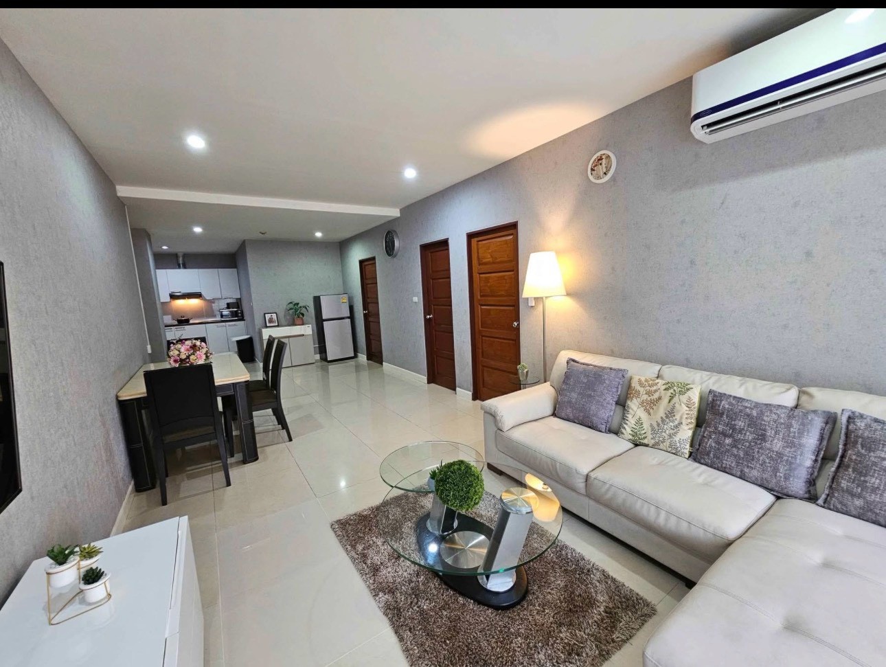 曼谷 汇权区| Klang Krung Resort Ratchada 7公寓出租 2卧2卫100平方米 租金35,000泰铢/月
