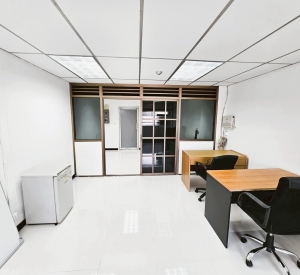 挽叻区 | ITF Silom Palace 办公室出租 开间 40平米 20,000泰铢/月（可注册公司）