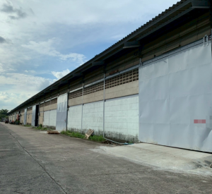 北榄府 | Phatthana Kingkaew，Bang Phli 仓库出租 400-1,600平米 每平米100泰铢/月