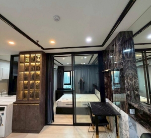 辉煌区 | Life Asoke 公寓出租 1卧 35平米 22,000泰铢/月