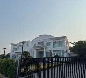 春武里府 | Nong Pla Lai, Bang Lamung 泳池别墅出租/出售 6卧 700平米 出租200,000泰铢/月，出售6500万泰铢