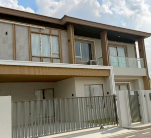 芭堤雅区 | HORIZON By Patta 独栋别墅出租 4卧 231平米 出租130,000泰铢/月，出售1890万泰铢