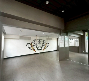 翁通郎区 | Home office — Latphrao地段 家庭办公室出租 4-5房 604平米 160,000泰铢/月