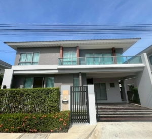 拉甲邦区 | Perfect Place Rama 9-Krungthepkreetha 独栋别墅出租/出售 4卧 226平米 出租70,000泰铢/月，出售1290