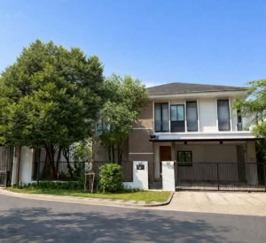 帕世乍能区 | PRINN SATHORN-RATCHAPHRUEK 独栋别墅出租/出售 4卧 400平米 出租120,000泰铢/月，出售2490万泰铢