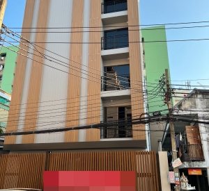 曼谷 汇权区 | Pracharat Bamphen 7办公室楼出租/出售 800平方米 租金232,500泰铢/月｜售价4,990万泰铢