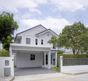 曼谷 萨帕松区 | Villaggio 2 Srinakarin–Bangna全新装修独栋别墅出租 137平方米 3卧3卫 租金75,000泰铢/月