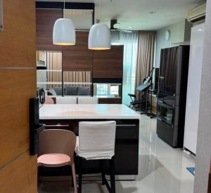 曼谷 拉差贴威区 | Circle Condominium公寓出租 2卧2卫72平方米 租金35,000泰铢/月
