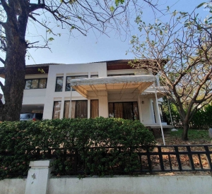 Exclusive 39 Village 别墅出租 3卧300平米 80,000泰铢/月