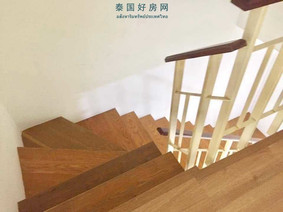 1787032636178419.jpg